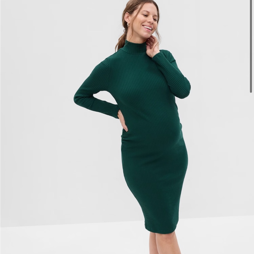 NWOT Gap Maternity Rib Midi Sweaterdress